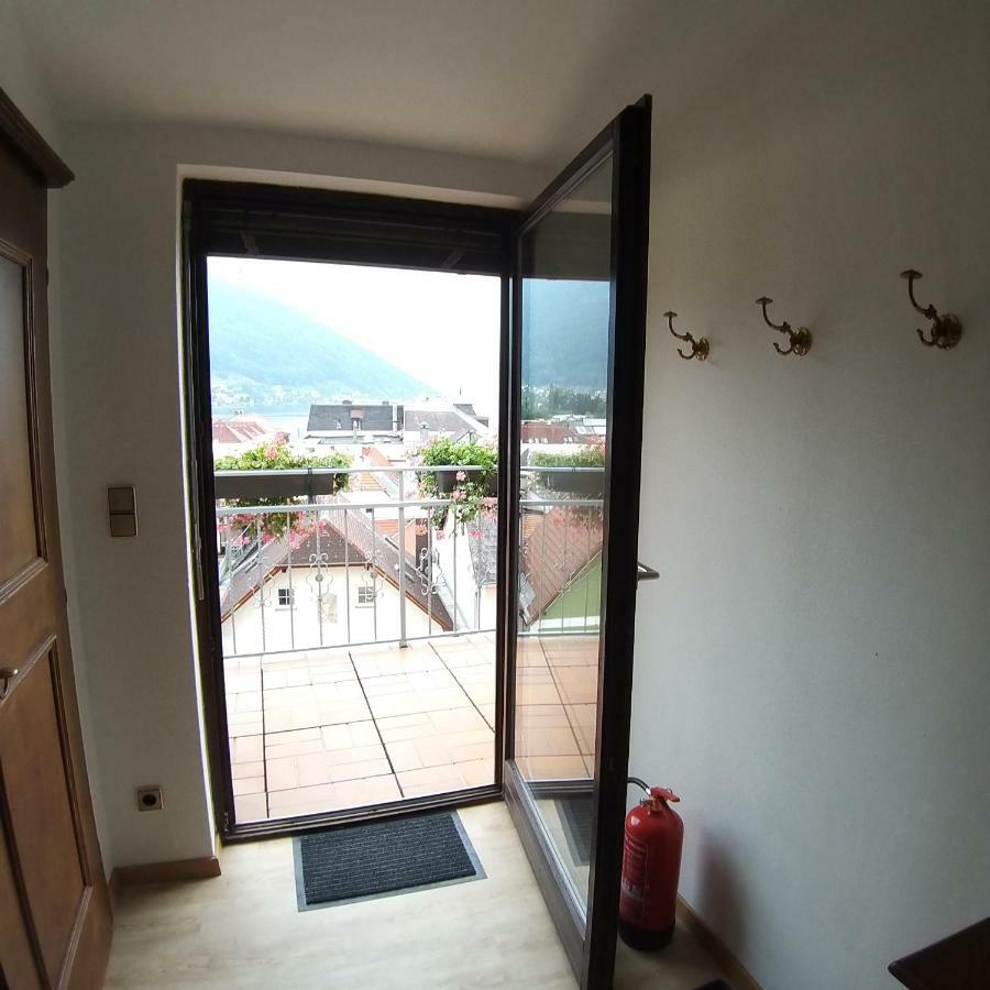 Marktplatz Traunsee Lake View Gmunden Bagian luar foto