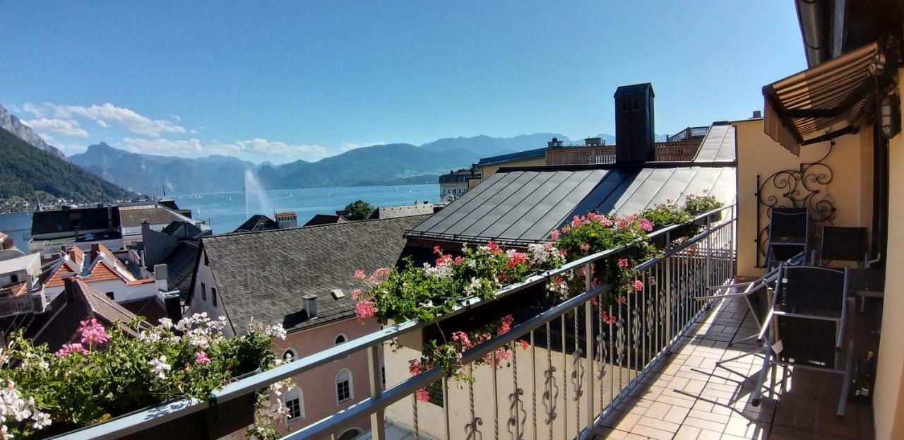 Marktplatz Traunsee Lake View Gmunden Bagian luar foto