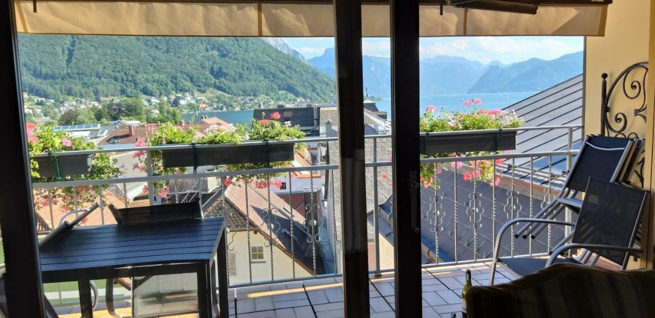Marktplatz Traunsee Lake View Gmunden Bagian luar foto